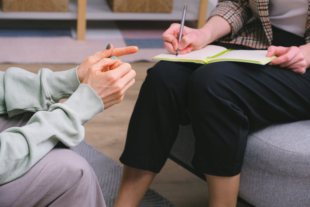 Attentive listening during a therapy session